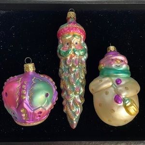 NOT FOR SALE….CHRISTMAS ORNAMENTS set of 3, Old World